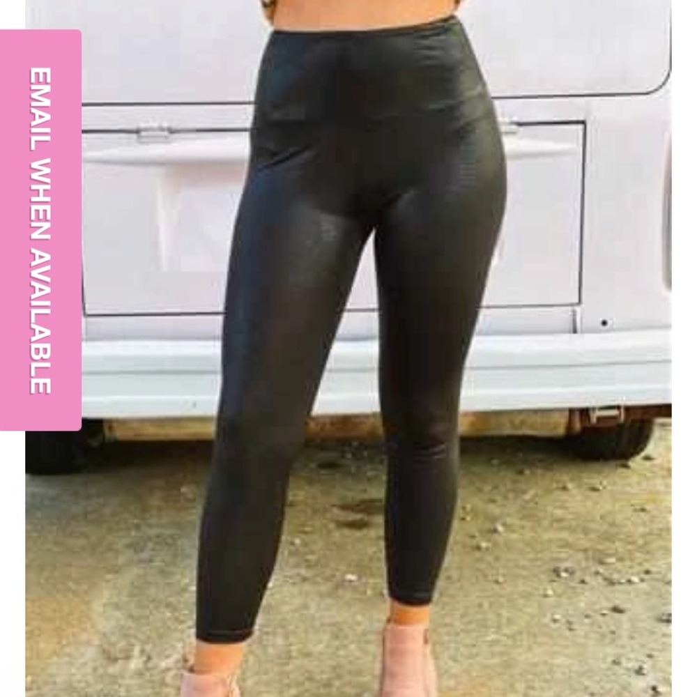 Black snake print leggings